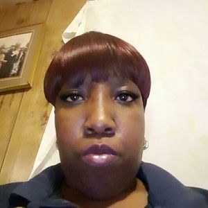 Meet your Posher, Aneda